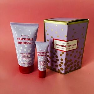 Mary Kay Coconut Mousse Hand Cream & Lip Balm Set